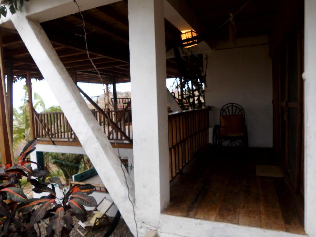 Maremonti Bed & Breakfast Puerto López Esterno foto